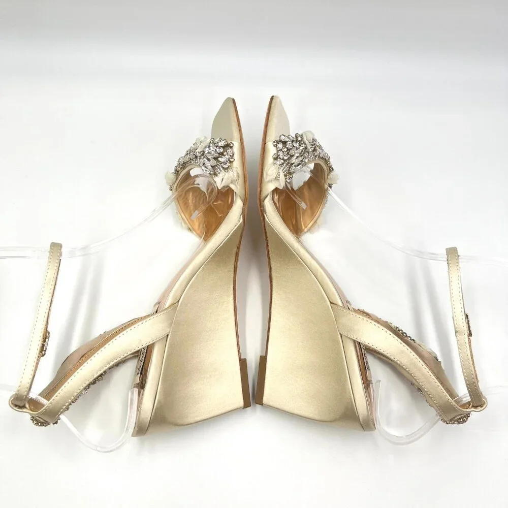 Badgley Mischka Size 5 Ivory White Satin Jeweled Wedges Dress Sandals‎ Shoes